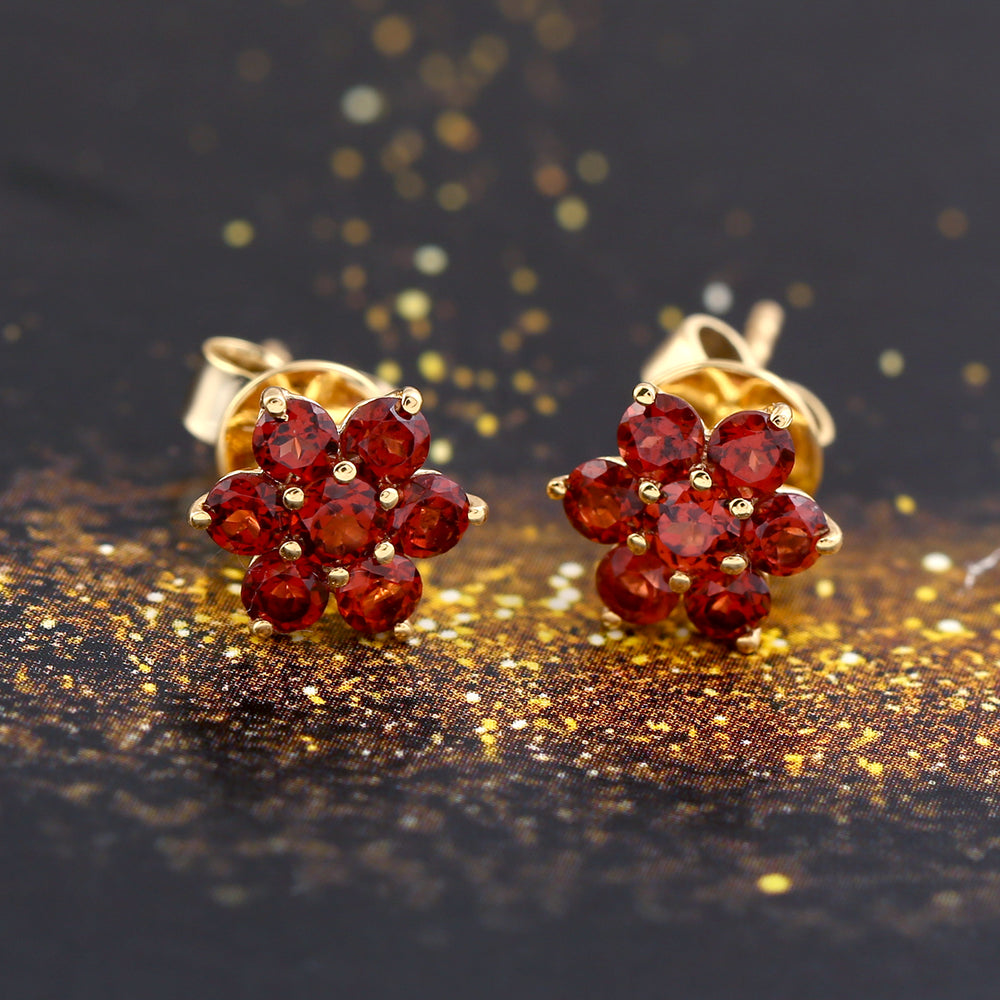 18K Yellow Gold Prong Garnet Gemstone Flower Stud Earrings