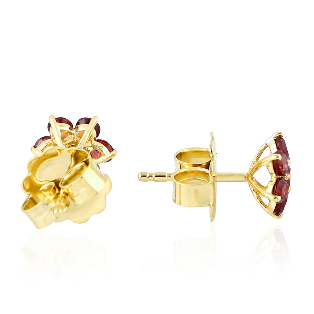 18K Yellow Gold Prong Garnet Gemstone Flower Stud Earrings