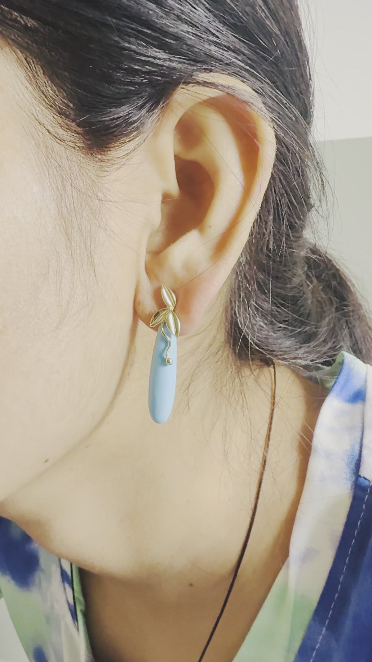 14K Yellow Gold Turquoise Gemstone Drop Leaf Earrings