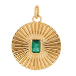 Natural Emerald Designer pendant In 18k Gold For Gift