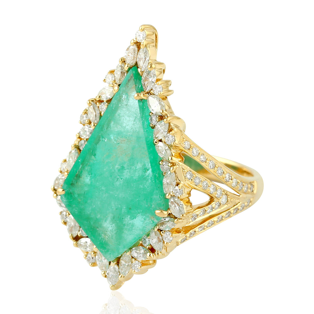 Marquise Diamond Emerald Beautiful 18k Gold Cocktail Ring